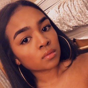 Meet your Posher, Ashton